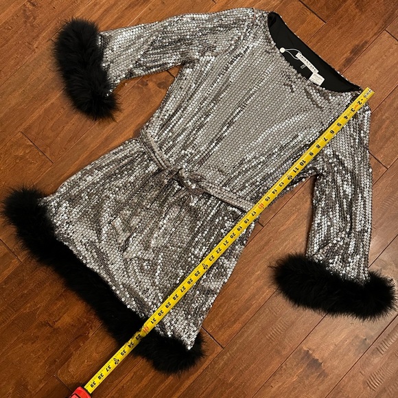 Trina Turk Silver Uhura Sequin Dress with Feather Hem Sz M - Picture 11 of 16